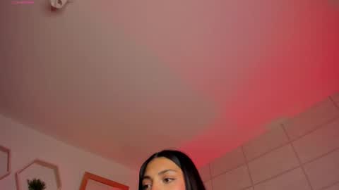 Christine  online show from 09/11/25, 12:05