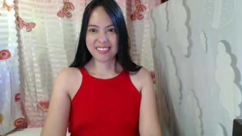 Snapshot of christine_scott chatting on 02/03/25, 12:47 christine_scott online show from 02/03/25, 12:47