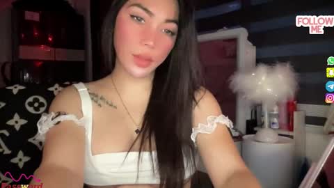 christine online show from 11/17/25, 11:10