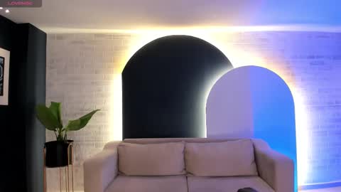 Snapshot of christineford1 chatting on 10/29/25, 12:18 Christine Ford online show from 10/29/25, 12:18