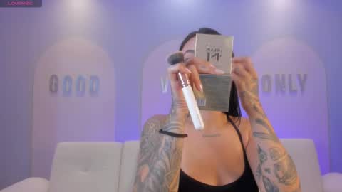 Snapshot of christineford1 chatting on 11/15/25, 12:23 Christine Ford online show from 11/15/25, 12:23