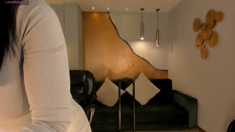 Snapshot of christineford1 chatting on 12/01/25, 12:10 Christine Ford online show from 12/01/25, 12:10