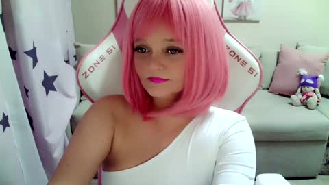 Snapshot of christirose chatting on 12/14/24, 02:31 Christi online show from 12/14/24, 02:31