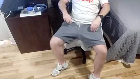 christopher232323 online show from 02/09/25, 06:22