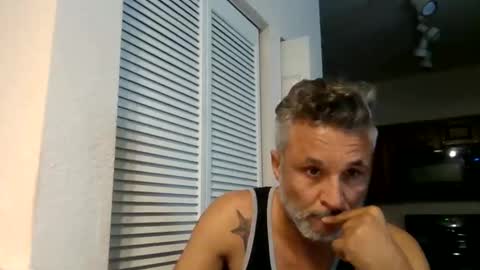 Christopher Rain online show from 10/27/25, 06:45