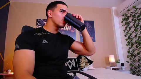 Christopher Black online show from 11/06/25, 01:12