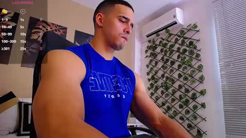 Snapshot of christopherblack_ chatting on 01/14/26, 01:06 Christopher Black online show from 01/14/26, 01:06