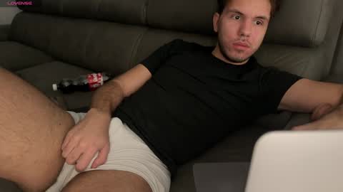 Snapshot of christophertan chatting on 01/06/25, 03:51 Christopher online show from 01/06/25, 03:51