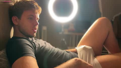 Snapshot of christophertan chatting on 09/28/25, 11:37 Christopher online show from 09/28/25, 11:37