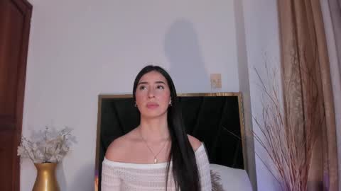 Snapshot of christy_seaa chatting on 09/22/25, 06:32 Christy online show from 09/22/25, 06:32