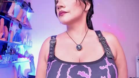 Snapshot of christymilk1 chatting on 09/22/25, 12:45 christy online show from 09/22/25, 12:45