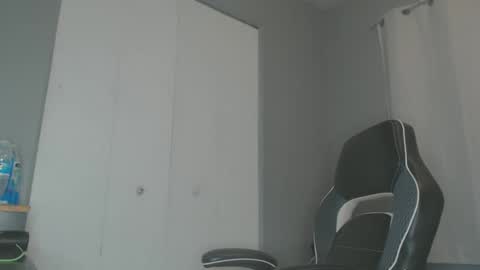 Snapshot of chrisvacherx chatting on 01/03/25, 03:16 ChrisVacherx online show from 01/03/25, 03:16