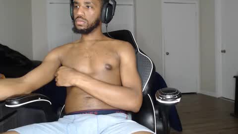 Snapshot of chrisvacherx chatting on 02/07/26, 11:19 ChrisVacherx online show from 02/07/26, 11:19