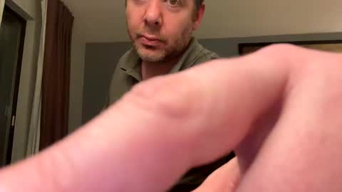 Snapshot of chrisw8121 chatting on 12/25/24, 08:07 chrisw8121 online show from 12/25/24, 08:07