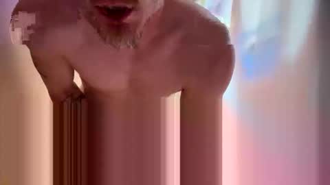 Snapshot of chriswells062590 chatting on 03/19/26, 01:31 chriswells062590 online show from 03/19/26, 01:31