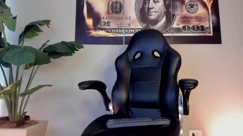 chrizmacgregor online show from 05/16/26, 05:23