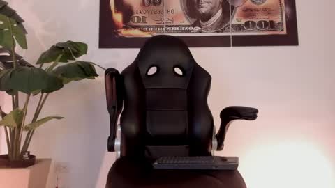 chrizmacgregor online show from 06/26/26, 12:59