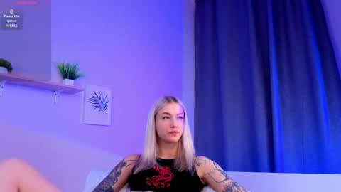 Snapshot of chrome_heartz chatting on 04/27/26, 09:07 EvaBlonde TayaBrunette EliieBlack hair online show from 04/27/26, 09:07