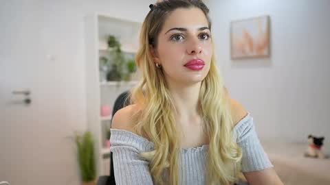 chronic  love online show from 01/22/25, 02:35