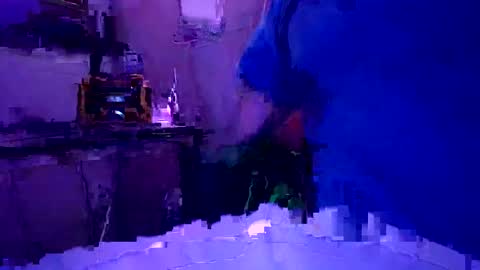 Snapshot of chronicvibez chatting on 03/22/26, 12:03 chronicvibez online show from 03/22/26, 12:03