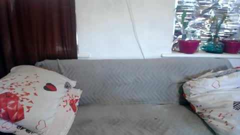 Snapshot of chrystalbella chatting on 08/05/26, 03:42 Diana online show from 08/05/26, 03:42