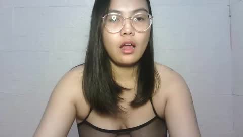 Snapshot of chubbycheeks27 chatting on 02/05/25, 04:25 chubbycheeks27 online show from 02/05/25, 04:25