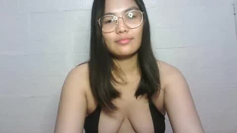 Snapshot of chubbycheeks27 chatting on 02/10/25, 05:30 chubbycheeks27 online show from 02/10/25, 05:30