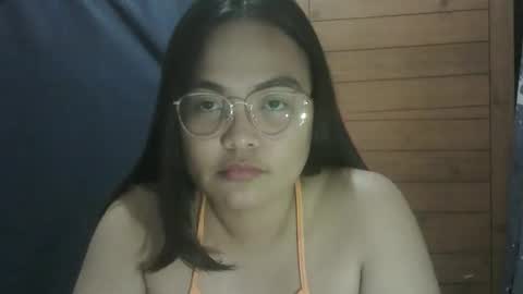 Snapshot of chubbycheeks27 chatting on 01/05/26, 05:27 chubbycheeks27 online show from 01/05/26, 05:27