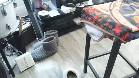 chuchuchu9021 online show from 02/15/26, 07:32