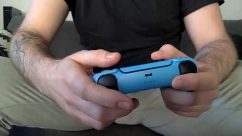 Snapshot of chuchujelly chatting on 03/05/25, 11:05 chuchujelly online show from 03/05/25, 11:05