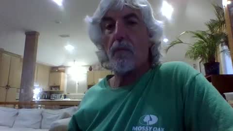 chuck354139 online show from 10/05/25, 10:51