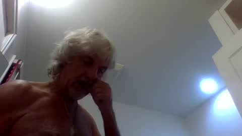chuck354139 online show from 10/08/25, 02:42