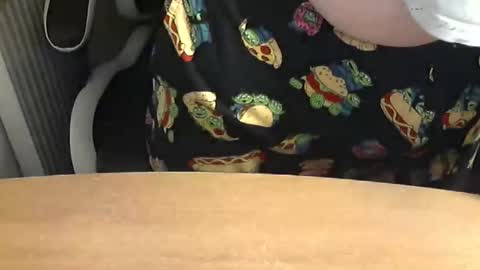 Snapshot of chunkisgreat chatting on 12/20/25, 11:12 chunkisgreat online show from 12/20/25, 11:12