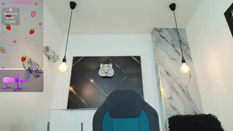 ...   ... online show from 10/28/25, 05:11