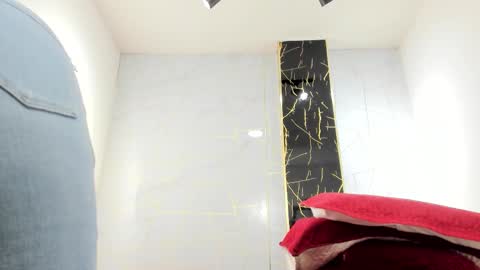 ...   ... online show from 03/09/26, 03:54