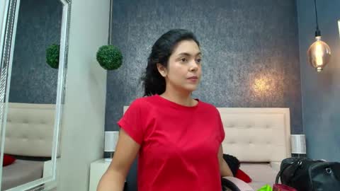 Snapshot of ciara_connor chatting on 05/01/26, 04:06 ... ... online show from 05/01/26, 04:06