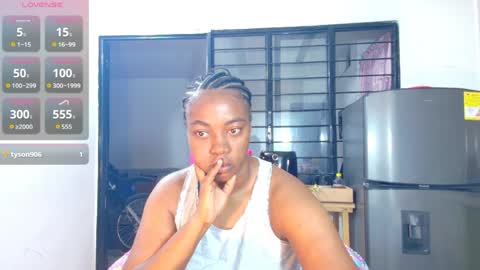 Snapshot of ciaraebonyxxx chatting on 04/06/26, 08:15 ciaraebonyxxx online show from 04/06/26, 08:15
