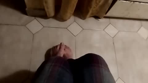 Snapshot of ciccilli chatting on 10/31/25, 12:33 ciccilli online show from 10/31/25, 12:33