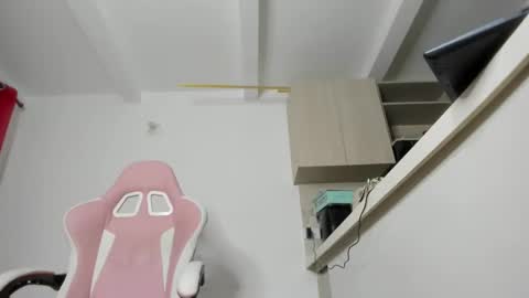 Snapshot of cielo_9 chatting on 01/13/25, 07:11 Sara INSTAGRAM SARARENDON7798 online show from 01/13/25, 07:11