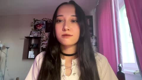 Lily online show from 05/19/26, 11:05