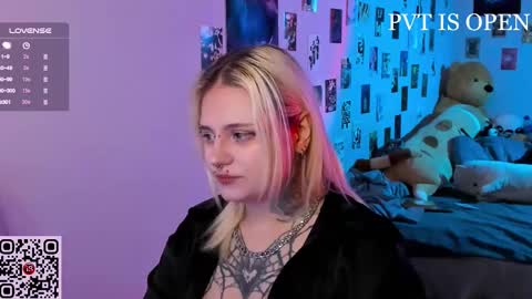 Snapshot of cigaretteduringsex chatting on 12/16/25, 01:16 Helen and Teya online show from 12/16/25, 01:16