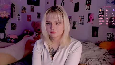 Snapshot of cigaretteduringsex chatting on 03/02/26, 03:09 Helen and Teya online show from 03/02/26, 03:09