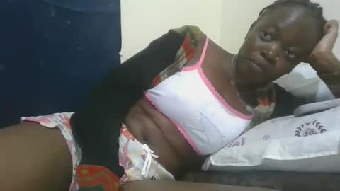 cilia petite online show from 02/12/25, 12:33