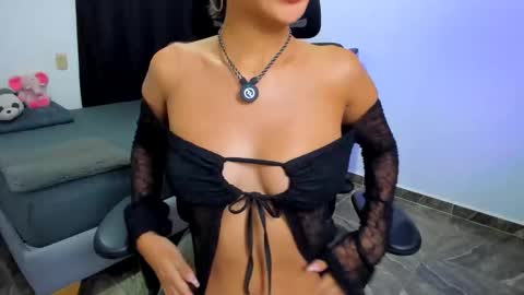 Luna and Sebas  online show from 01/08/26, 10:45