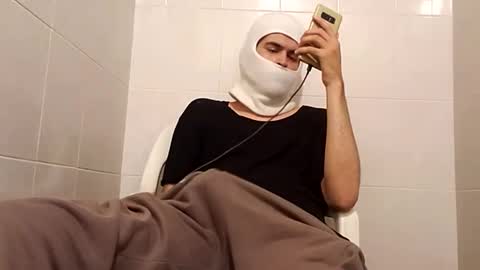 Ernesto online show from 01/03/25, 05:17