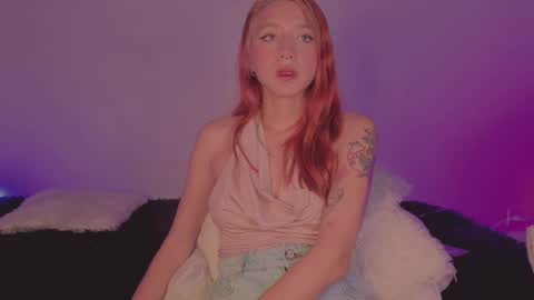 Snapshot of cinderella_lewis chatting on 01/10/26, 03:19 Sofi Eva and Mey online show from 01/10/26, 03:19