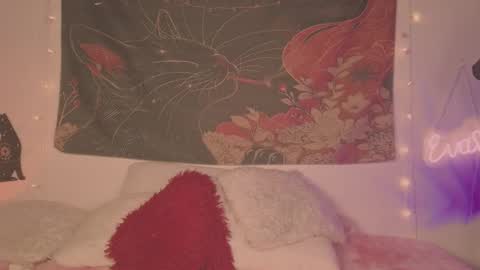 Snapshot of cinderella_lewis chatting on 02/25/26, 04:11 Sofi Eva and Mey online show from 02/25/26, 04:11