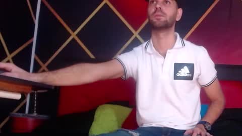 Snapshot of cindyandcarlo chatting on 03/02/25, 02:43 CindyandCarlo online show from 03/02/25, 02:43