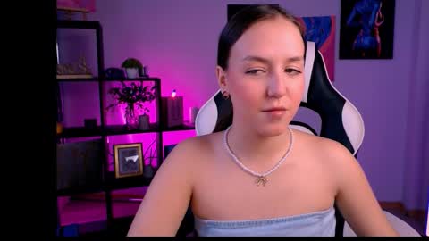 Snapshot of cindylovesmith chatting on 12/19/25, 04:08 cindylovesmith online show from 12/19/25, 04:08