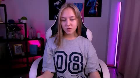 Snapshot of cindylovesmith chatting on 02/11/26, 03:44 cindylovesmith online show from 02/11/26, 03:44